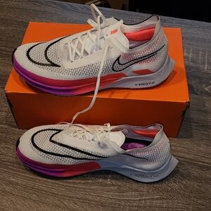 Nike White and Pink Zoom Running Shoes